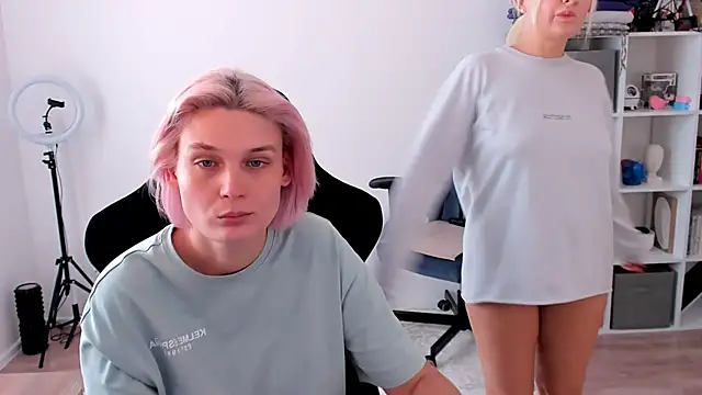 hotblonds online show from 10/11/25, 10:25