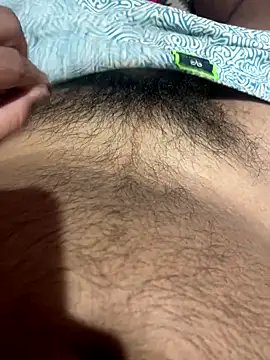 Snapshot of edwinlovee chatting on 10/31/25, 11:39 edwinlovee online show from 10/31/25, 11:39