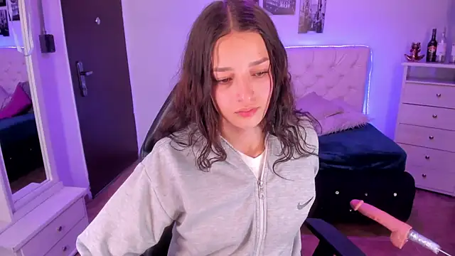 Amaia Daniells online show from 01/06/25, 04:47