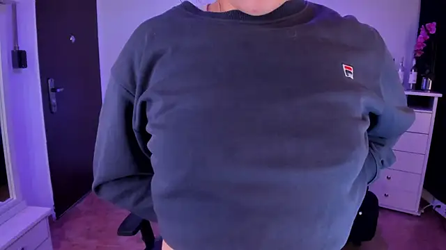 Amaia Daniells online show from 01/07/25, 03:35