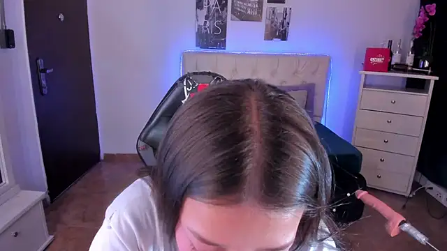 Amaia Daniells online show from 01/11/25, 02:30