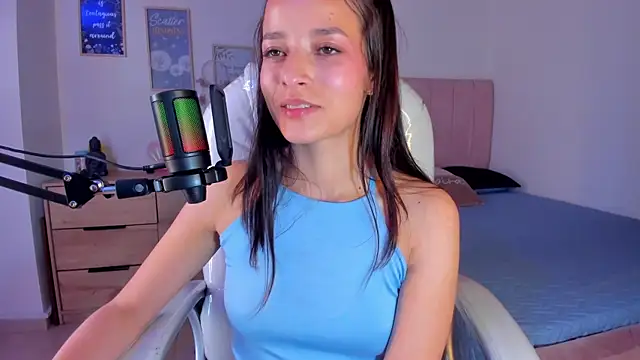 Amaia Daniells online show from 02/20/25, 07:34