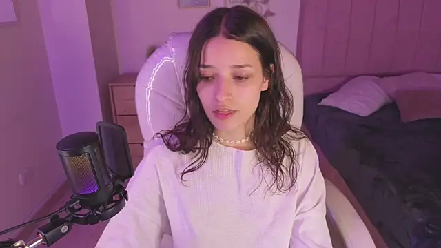 Amaia Daniells online show from 09/27/25, 04:06