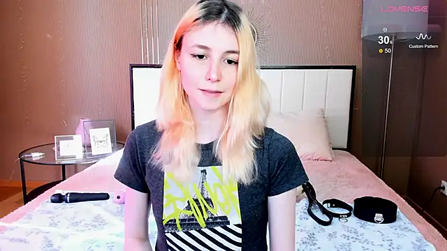 fleximona online show from 10/17/25, 08:28