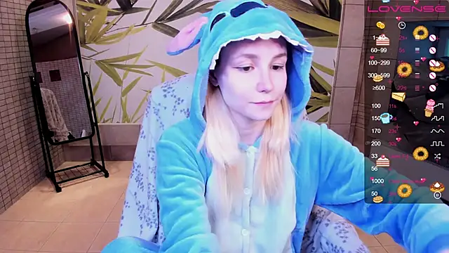 Snapshot of fleximona chatting on 01/18/26, 10:08 fleximona online show from 01/18/26, 10:08