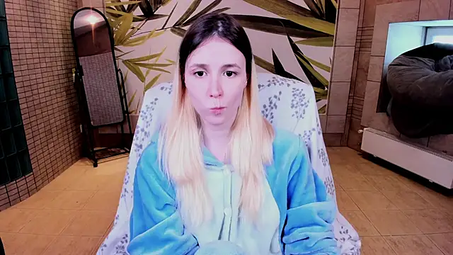 Snapshot of fleximona chatting on 05/16/26, 09:06 fleximona online show from 05/16/26, 09:06