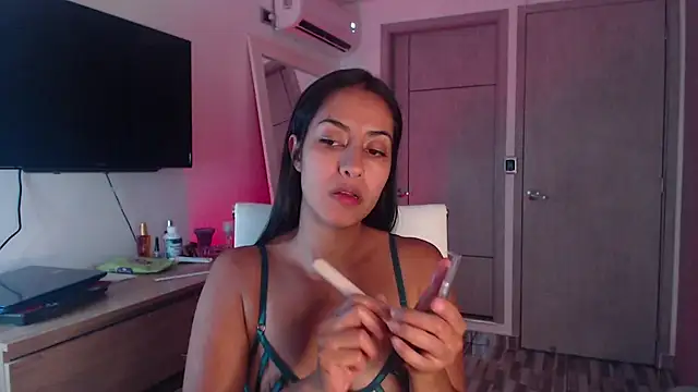 Brown skin11 online show from 10/14/25, 09:04