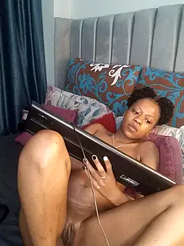 Snapshot of CummSavage chatting on 12/17/25, 09:43 CummSavage online show from 12/17/25, 09:43