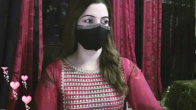 Snapshot of Cute_Sonii chatting on 11/06/25, 11:44 Cute Sonii online show from 11/06/25, 11:44