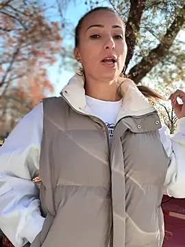 YOUR-KARINA online show from 11/02/25, 08:06