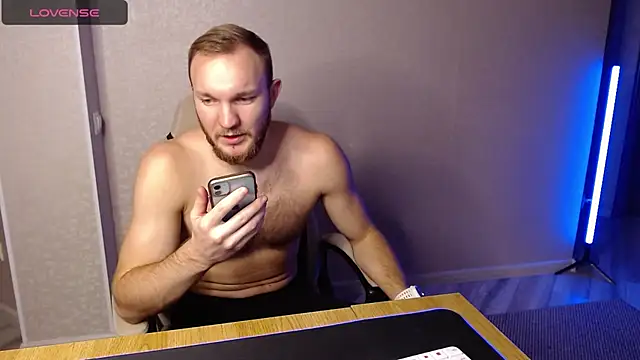 Toress1 online show from 12/24/24, 05:13