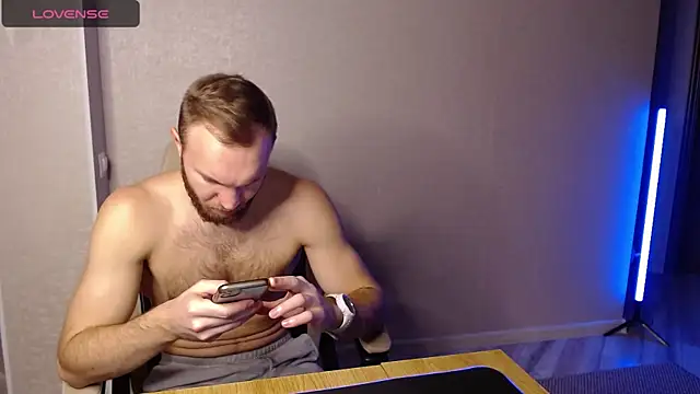 Toress1 online show from 12/25/24, 02:34