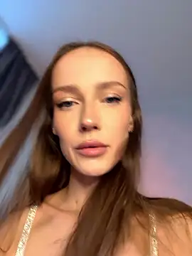 Snapshot of Kira_Quinn chatting on 01/15/26, 07:35 Kira Quinn online show from 01/15/26, 07:35