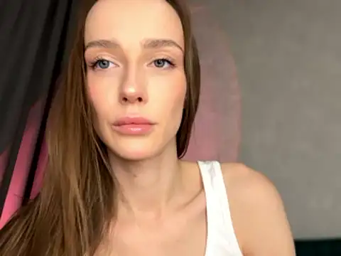 Snapshot of Kira_Quinn chatting on 01/16/26, 06:39 Kira Quinn online show from 01/16/26, 06:39