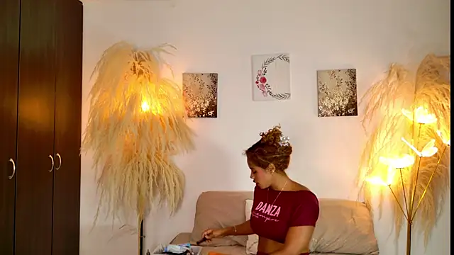 SarahCinnamon- online show from 07/28/26, 02:46