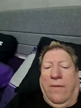 tomtom111111 online show from 12/30/24, 10:10