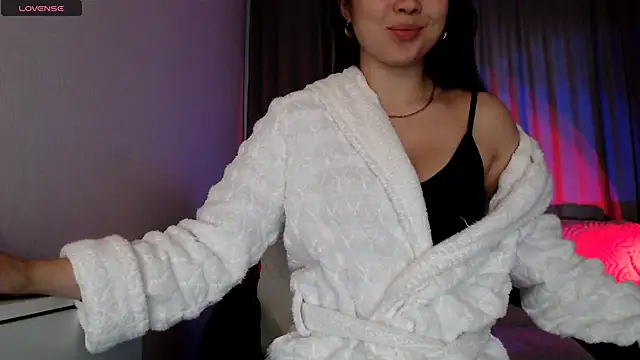 Lili asian online show from 11/01/25, 09:44