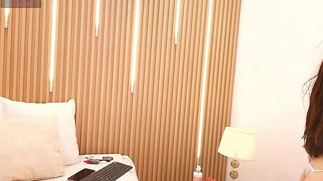 Snapshot of KimSensual_ chatting on 03/25/26, 12:33 KimSensual online show from 03/25/26, 12:33