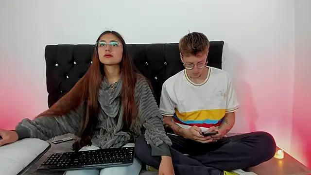 Snapshot of A_sexy_couple__ chatting on 11/10/25, 07:46 A sexy couple online show from 11/10/25, 07:46