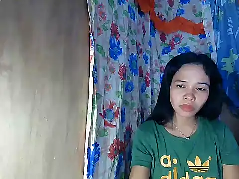 Snapshot of PinaySkinnyGirl chatting on 02/10/26, 10:58 PinaySkinnyGirl online show from 02/10/26, 10:58