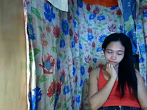Snapshot of PinaySkinnyGirl chatting on 02/13/26, 01:29 PinaySkinnyGirl online show from 02/13/26, 01:29