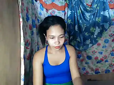 Snapshot of PinaySkinnyGirl chatting on 02/19/26, 01:40 PinaySkinnyGirl online show from 02/19/26, 01:40