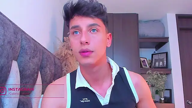 Snapshot of I_Gabriel chatting on 12/13/24, 08:26 I Gabriel online show from 12/13/24, 08:26