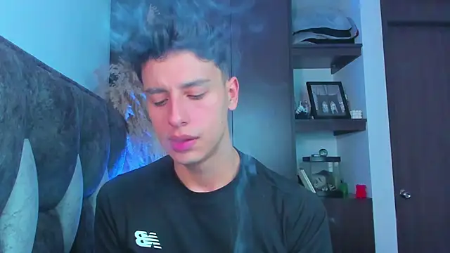 Snapshot of I_Gabriel chatting on 01/19/25, 12:38 I Gabriel online show from 01/19/25, 12:38