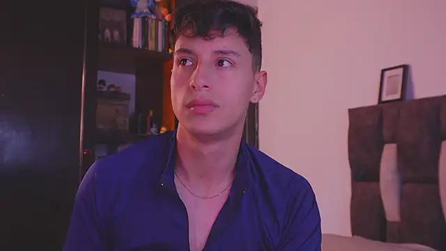 Snapshot of I_Gabriel chatting on 12/16/25, 11:21 I Gabriel online show from 12/16/25, 11:21