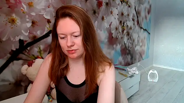 ConnieDaw online show from 02/10/25, 05:58