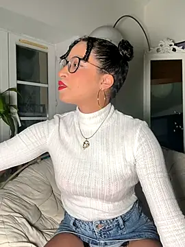 Lauyako online show from 10/11/25, 06:17