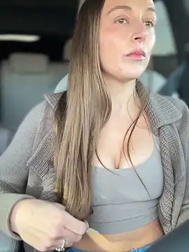 lunagirl13 online show from 11/10/25, 09:58