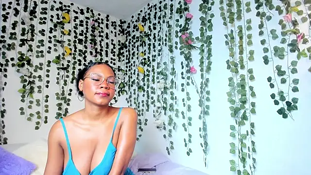 violeta milleer online show from 02/03/25, 05:14