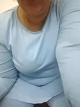 Preet Kaur 69 online show from 12/04/24, 09:02