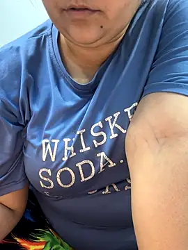 Snapshot of Preet_Kaur_69 chatting on 12/05/25, 06:15 Preet Kaur 69 online show from 12/05/25, 06:15