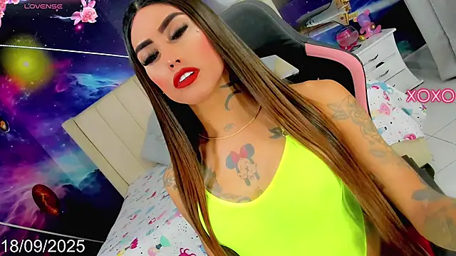 Nella Dolls online show from 09/18/25, 11:18