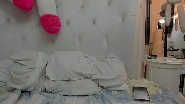 Burlesque XlX online show from 09/30/25, 10:37