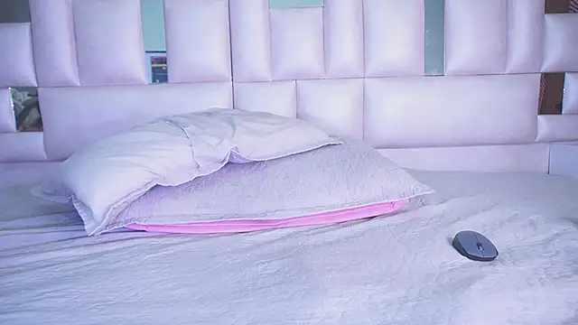 katy rioss online show from 02/13/25, 02:52
