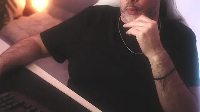 Sanders White online show from 03/03/25, 06:26