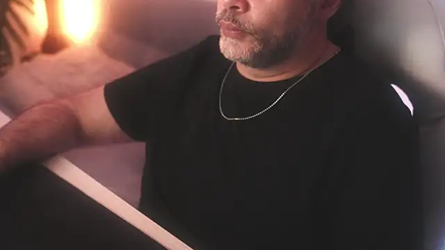 Sanders White online show from 03/03/25, 09:33