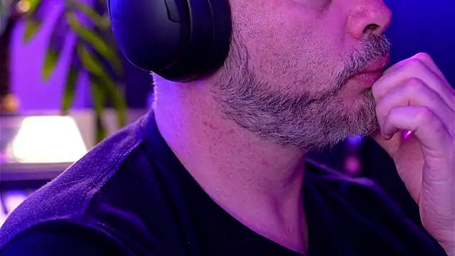 Sanders White online show from 09/24/25, 11:30