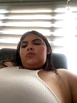 Snapshot of Lia_sexx chatting on 11/09/25, 06:06 Lia sexx online show from 11/09/25, 06:06