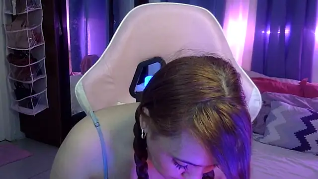 yourbabe Brielle online show from 09/21/25, 11:45