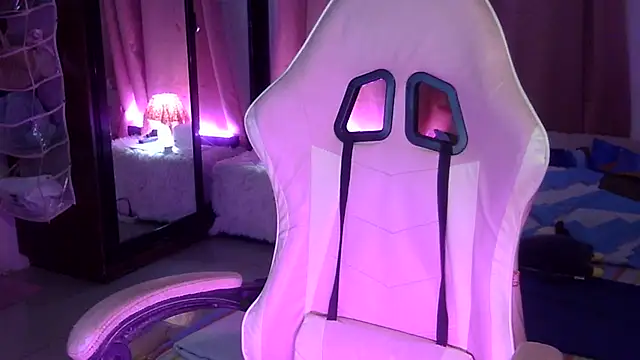 yourbabe Brielle online show from 11/20/25, 06:46