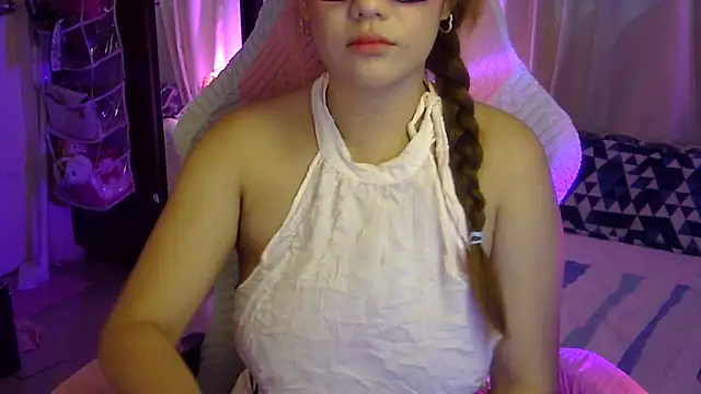 yourbabe Brielle online show from 07/09/26, 02:32