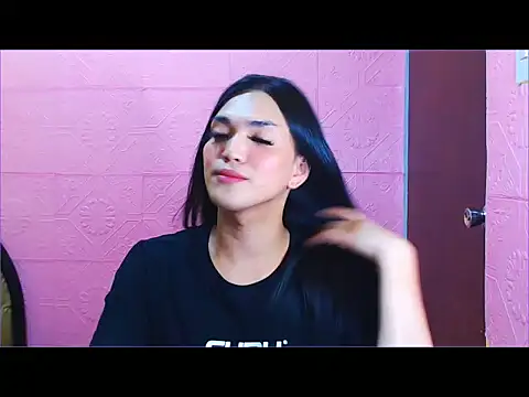 WONDERWOMAN2023 online show from 10/03/25, 06:05