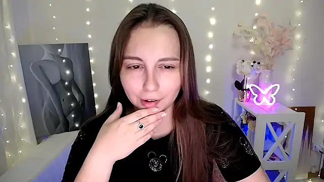 SweetPrincess  online show from 06/15/26, 05:20