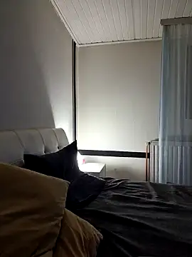 Snapshot of TamaraSavage chatting on 12/13/24, 09:35 TamaraSavage online show from 12/13/24, 09:35