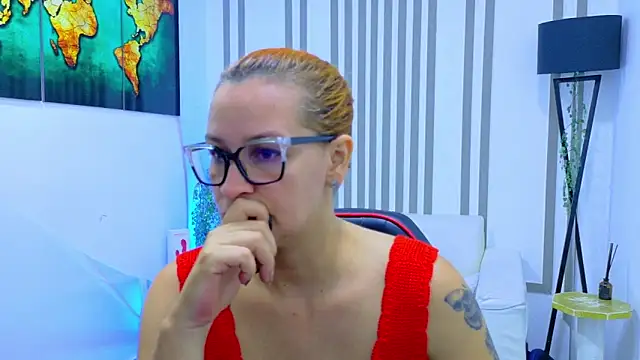 Britney taylor  online show from 10/30/25, 10:21