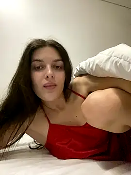 little belucci online show from 10/09/25, 07:01